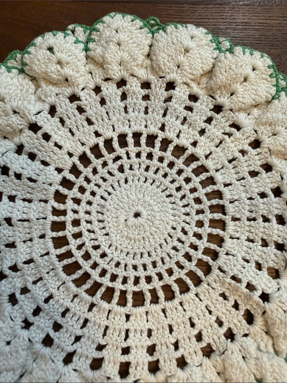Source Unknown White & Green Crochet Doily Set - 2 Piece